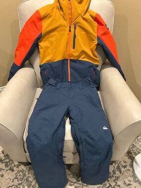 Boys Quiksilver Snowboard/Ski Jacket and Pants — Mustard, Orange, Navy Blue